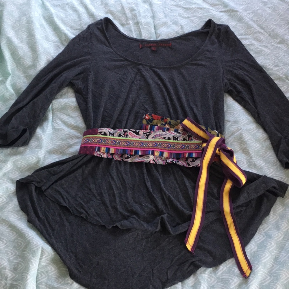 ❣️ Artsy and Funky Gray Blouse ❣️